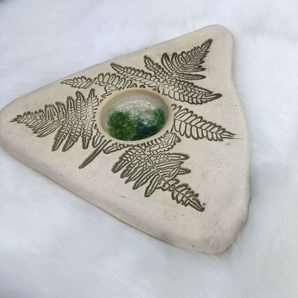 Handmade Triangle Boho Fern Tealight Candle Holder - Picture 5 of 8